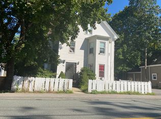 63 Oak St, Middleboro, MA 02346