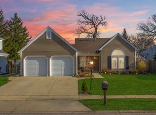 39 Washington Ave, Streamwood, IL