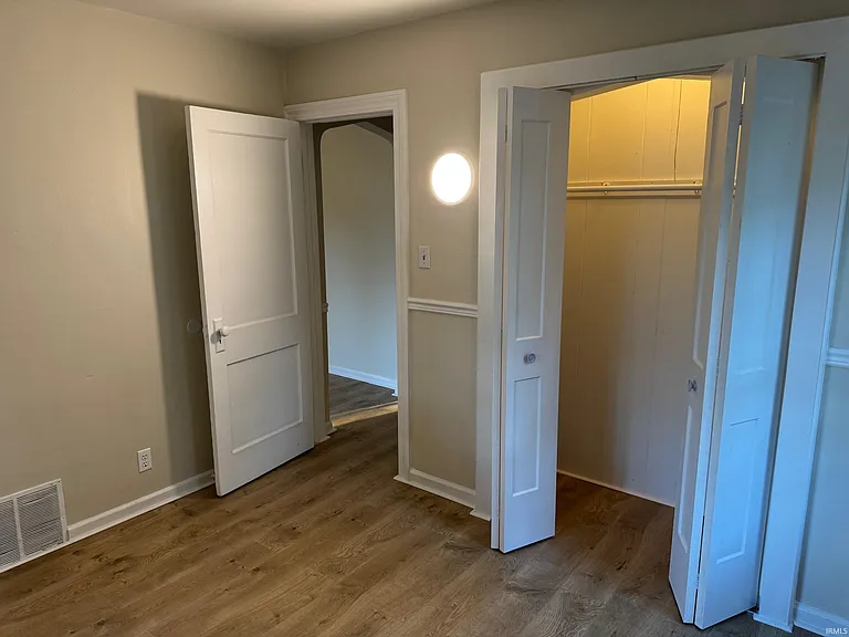 539 Goshen Ave — Photo 14