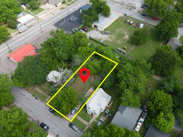 717 W Day St, Denison, TX 75020
