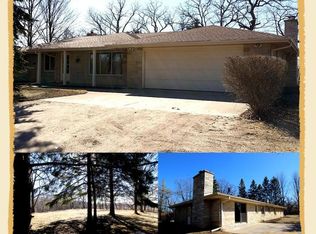 W294N8035 Camp Whitcomb Rd, Hartland, WI 53029