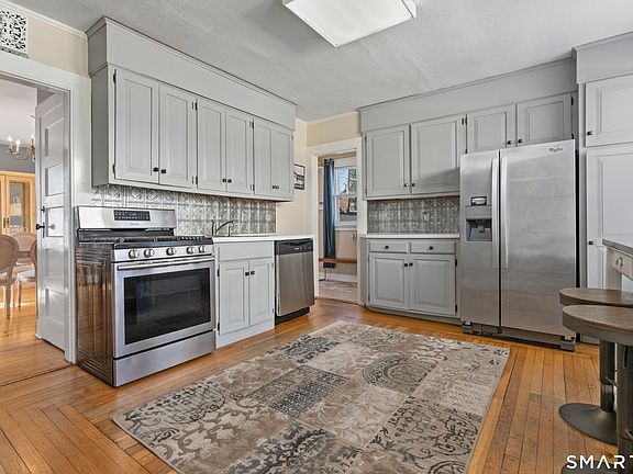 5th image of 83 Kenyon Street
