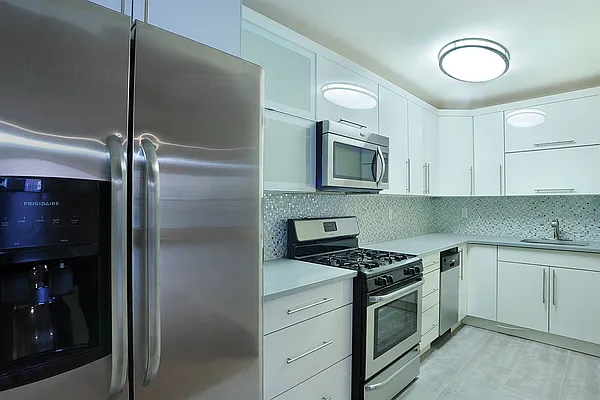 Sold by Corcoran | media 2