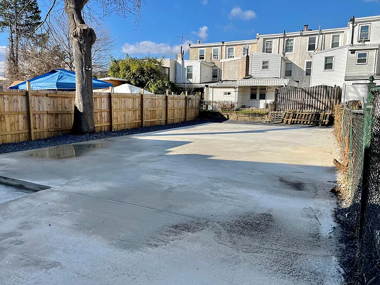 192 Green Ln #2 — Photo 14