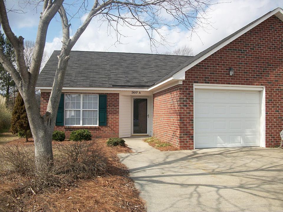 1st image of 2613 Richard Dr #A