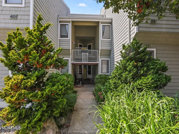 38 Hidden Harbor Drive, Point Pleasant, NJ 08742