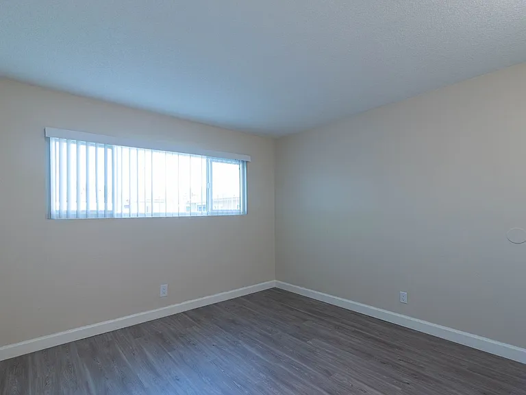 MAGNOLIA WEST APARTMENTS- RIVERSIDE, CA — Photo 112
