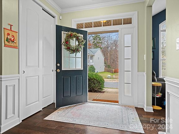 5th image of 13210 Reunion St