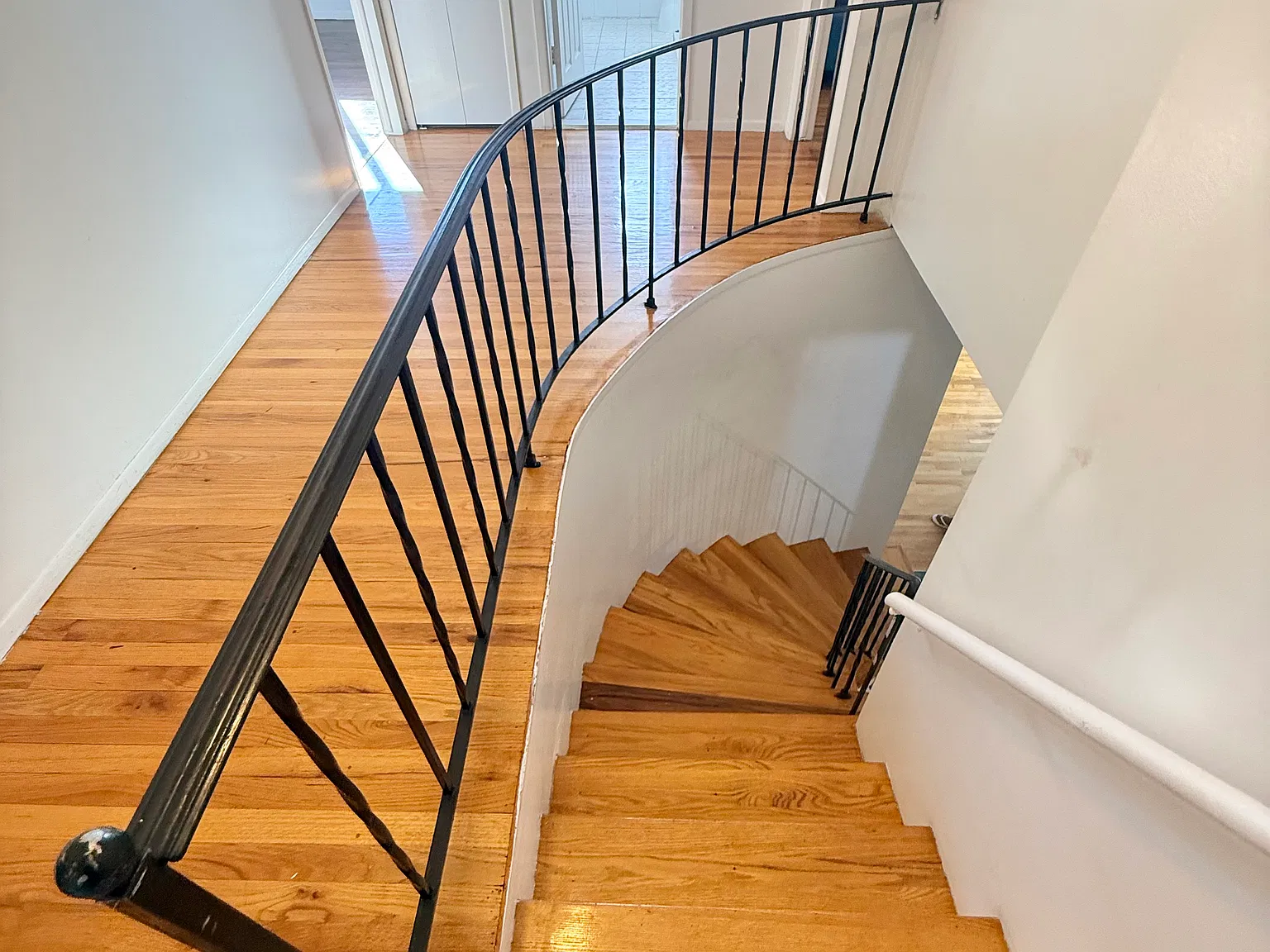 4 bed, 3200 sqft, $2,600 — Photo 4