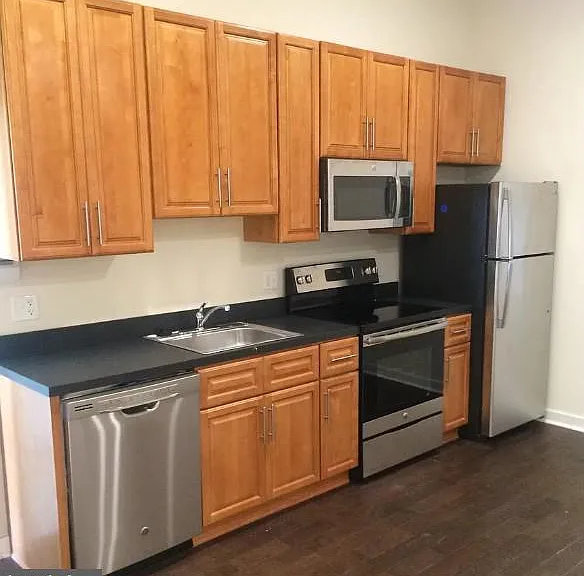 416-18 N Wiota St #1 — Photo 2