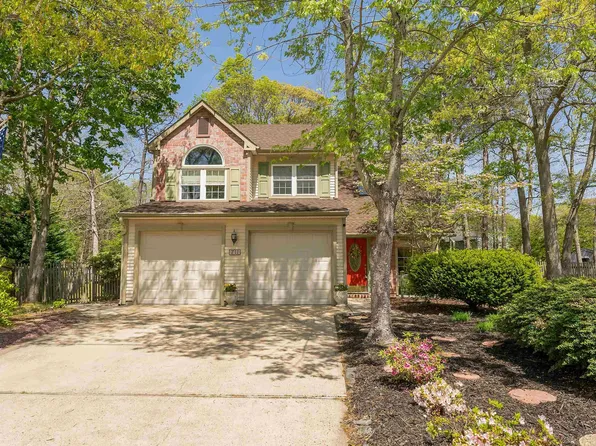 711 Falcon Crest Pl, Galloway, NJ 08205