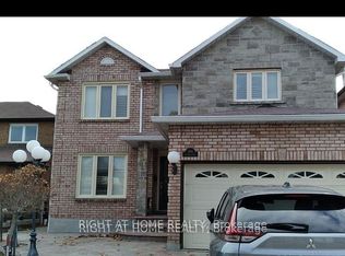 5194 Guildwood Way, Mississauga, ON L5R 2T3