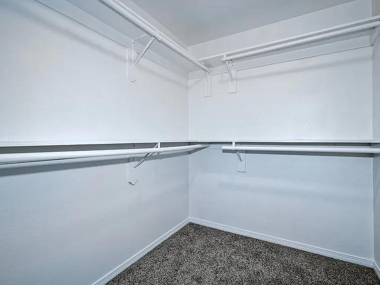 Harborview Apartments — Photo 61