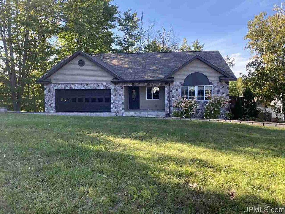 427 Radisson Dr, Marquette, MI 49855 Zillow