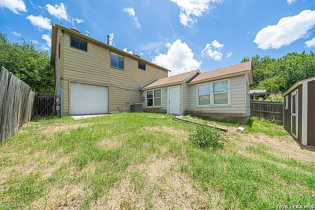 821 Meadow Stone — Photo 32