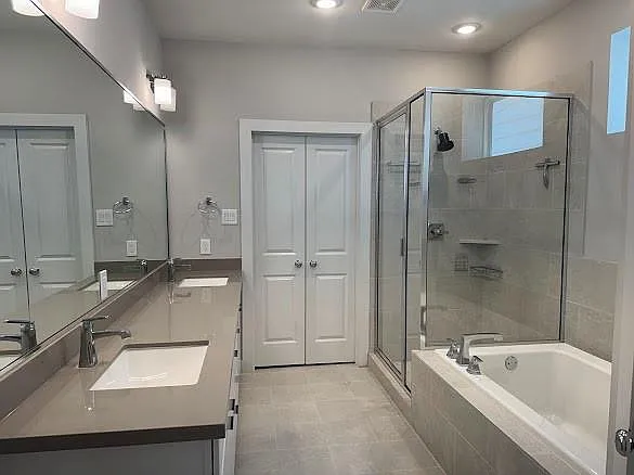 1282 N Post Oak Rd #A — Photo 9