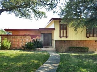 2454 W Summit Ave, San Antonio, TX 78228