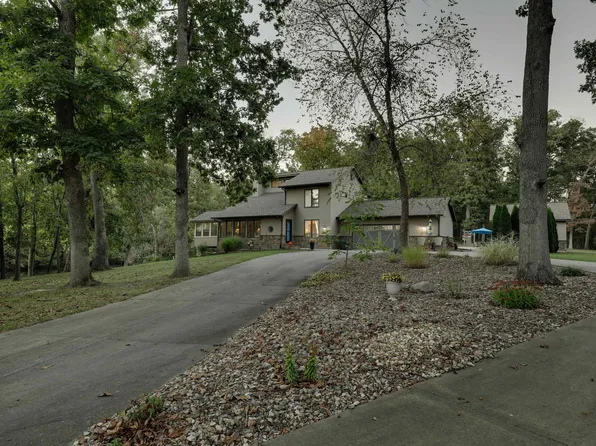 8825 Lake Of The Woods Rd, Fowler, IL 62338