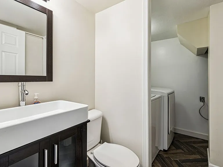 7752 Montgomery Rd #82 — Photo 19