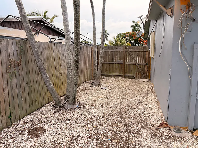 15610 SW 298th Ter — Photo 28