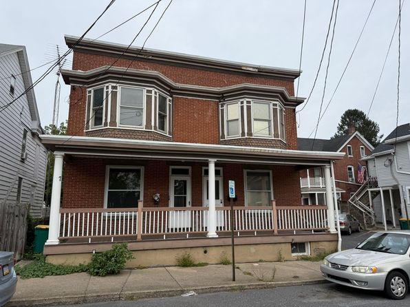 7 W North St