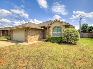 6824 NW 157th St, Edmond, OK 73013