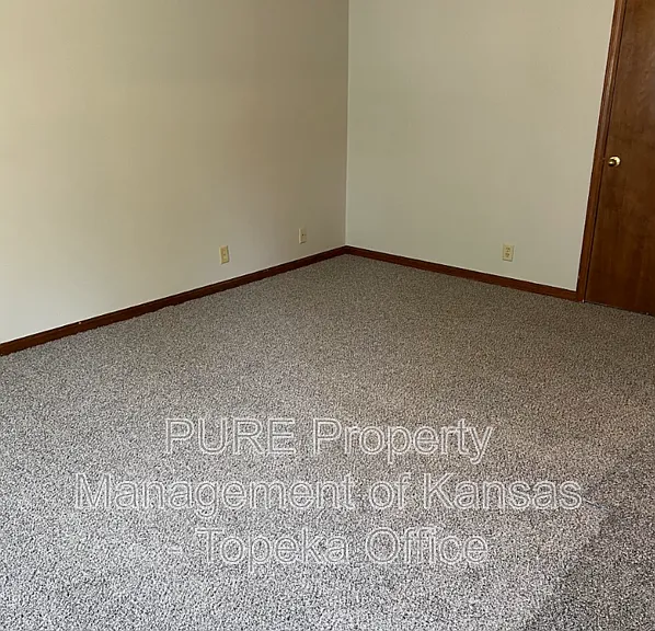 641 SW Oakley Ave — Photo 8