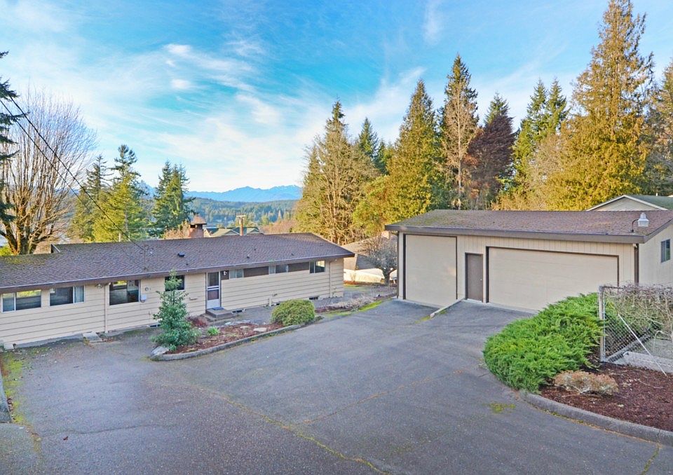 1st image of 6046 Harlow Dr