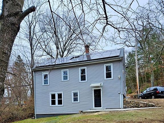 2nd image of 83 E Greenwich Ave