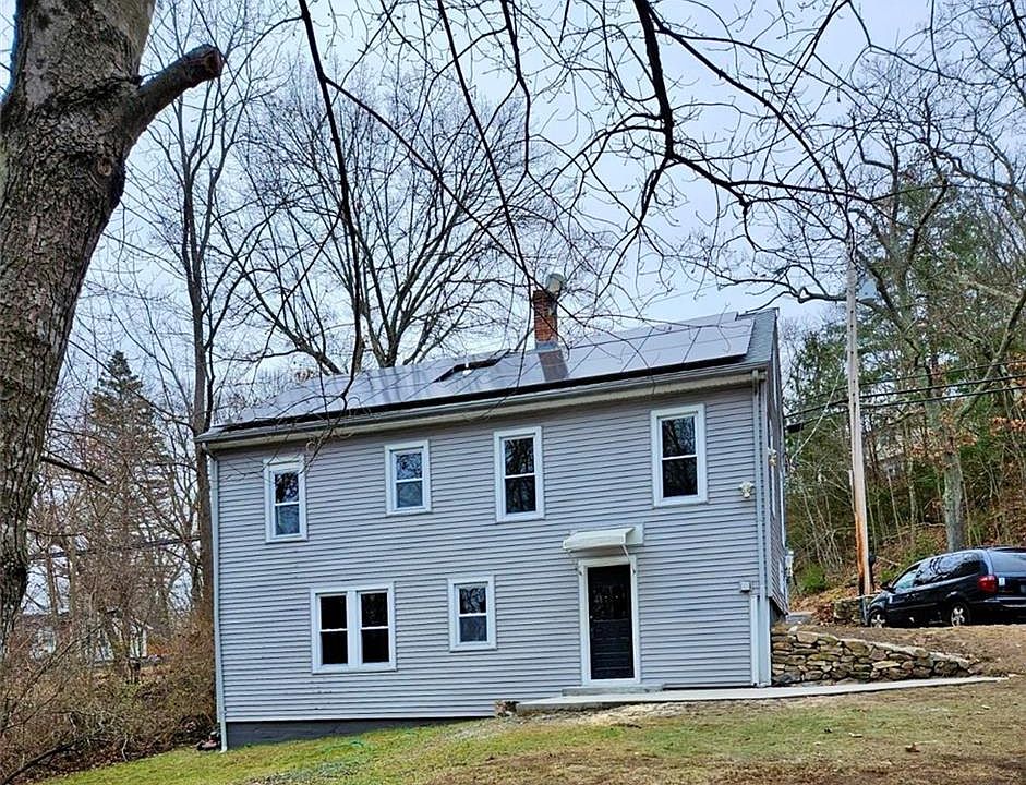 83 E Greenwich Ave, West Warwick, RI 02893 Zillow