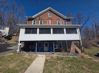 30-32 Willow St #30, Kingston, NY 12401