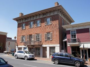 3 W Washington St, Lexington, VA 24450