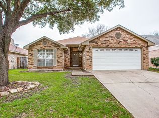 4213 Goodnight Cir, Haltom City, TX 76137