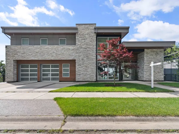 36508 Florence Dr, Abbotsford, BC V3G 0B6