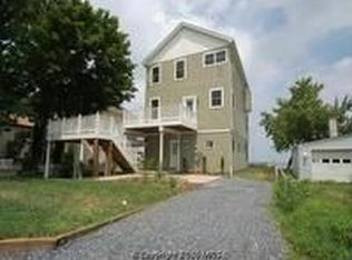 7667 Bay St, Pasadena, MD 21122