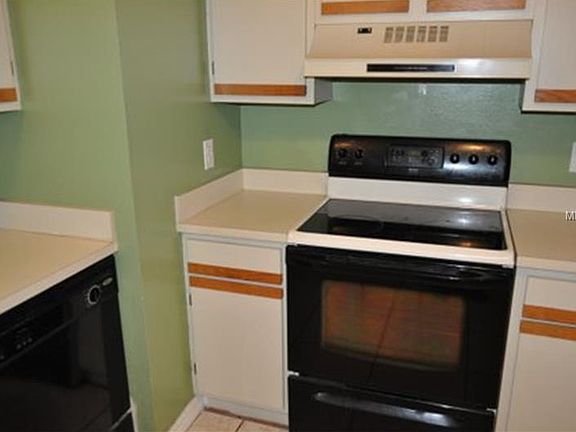 4th image of 7863 Murcott Cir