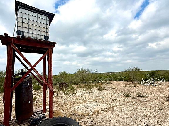 5th image of 350 Ranch Road 7152l