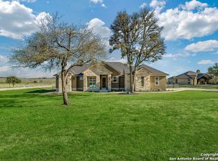 1042 Morning Gln, Spring Branch, TX 78070