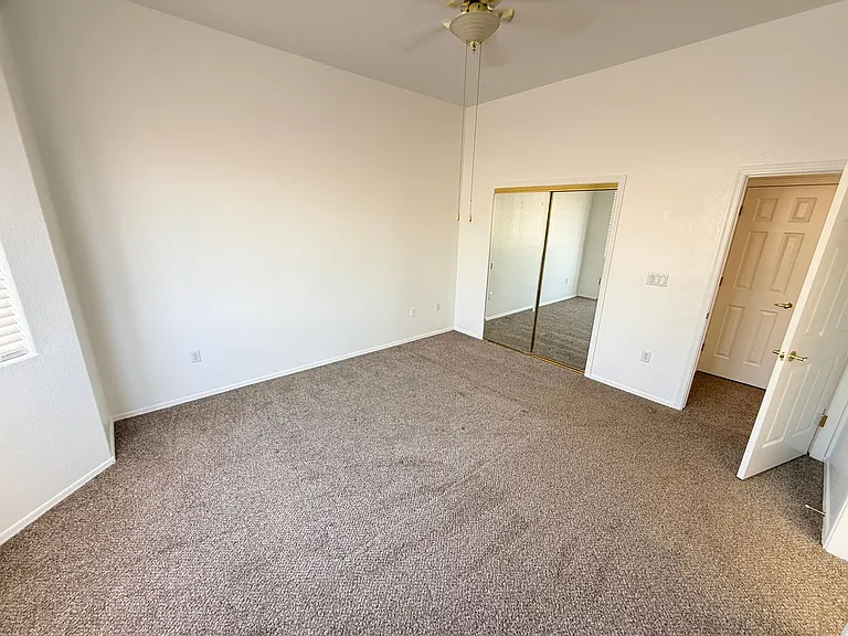 2337 Sun Cliffs St — Photo 24