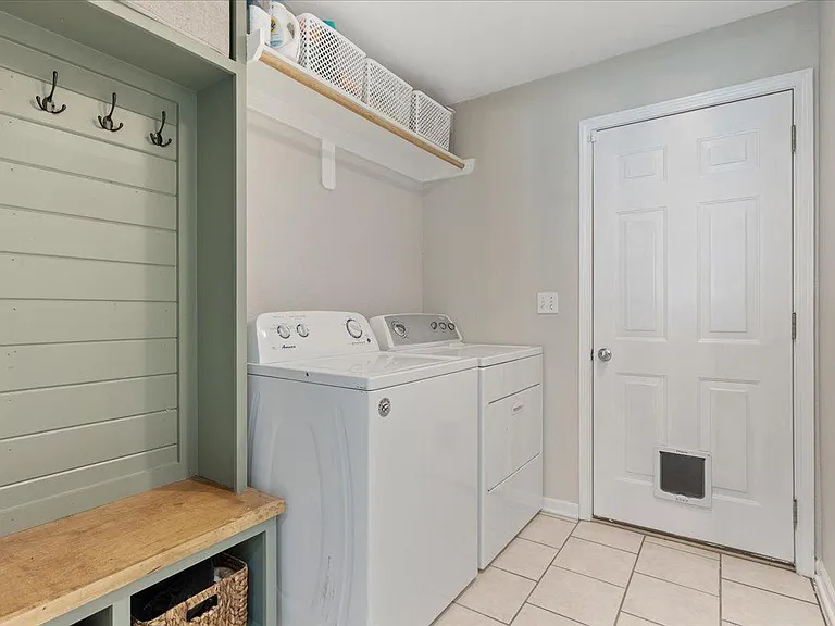 461 Dogwood Ct — Photo 14