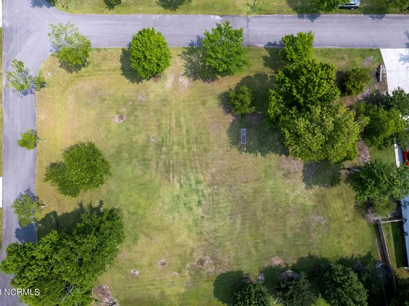 107 Travis Drive, Beaufort, NC 28516