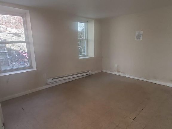 3rd image of 56 Orange Ave.