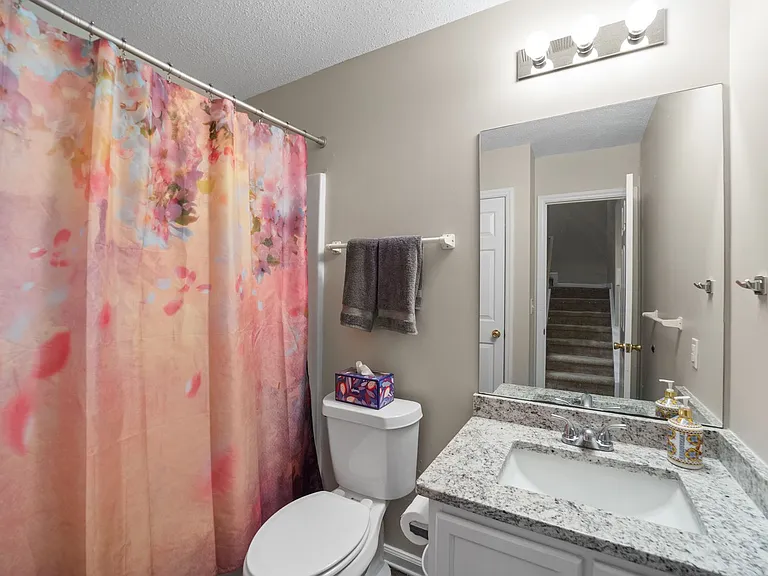 442 Peyton Ct — Photo 21