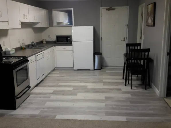 211 1st St NE APT 403, Rochester, MN 55906