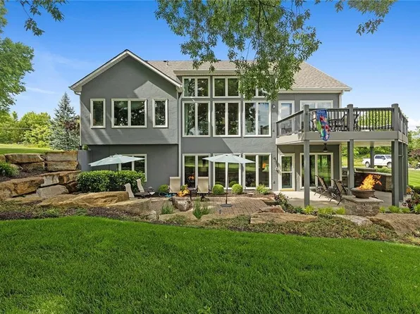 12421 Hollingsworth Rd, Kansas City, KS 66109