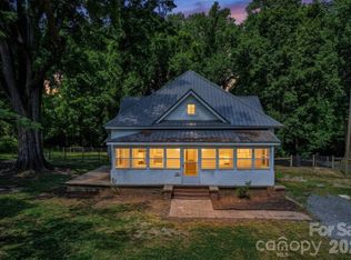 241 Dover St, Star, NC 27356