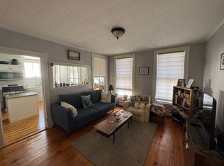 10 Garden St APT 4, Newburyport, MA 01950