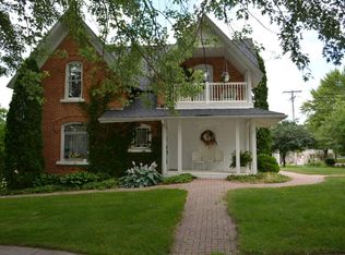 405 Lake St, Hillsboro, WI 54634