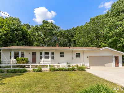 6733 Knollcrest St NE, Rockford, MI, 49341