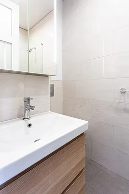 Rented by Compass | media 26